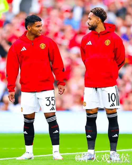 泰勒-亚当斯：老特拉福德很特别，很兴奋能和曼联比赛