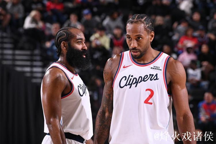 莱昂纳德哈登合砍54分 快船41分大胜国王迎5连胜