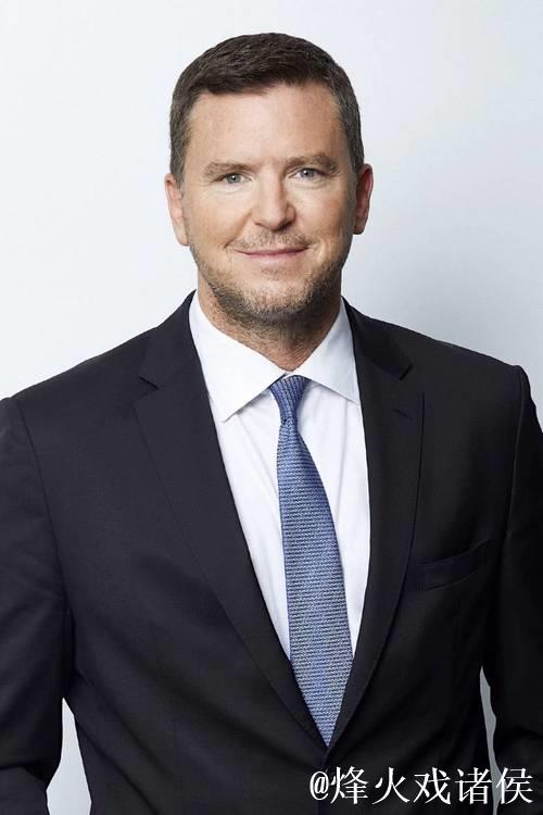 罗比·亨奇曼接受新任命 出任总裁 罗比·亨奇曼接受新任命 出任总裁